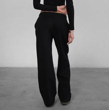 Load image into Gallery viewer, Daniella Sweatpants (Black)
