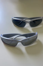Load image into Gallery viewer, IT Girl Shades
