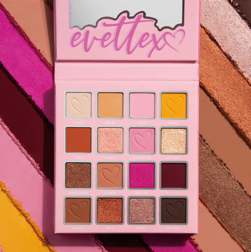 Beauty Creations Evettexo Eyes On Me Eyeshadow Palette